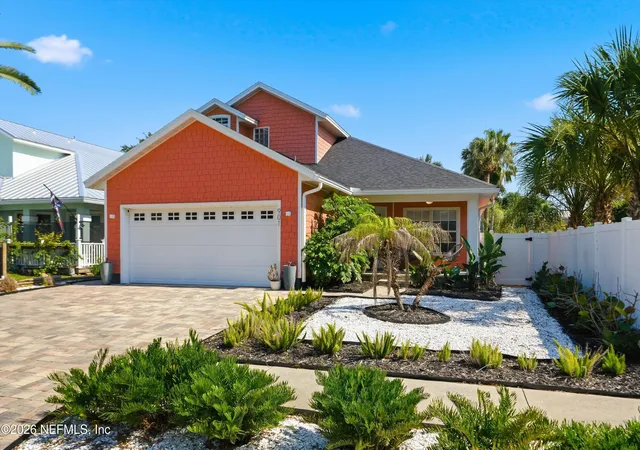 Photo 3 of Single family home for sale at 901 Osceola Ave, Jacksonville Beach, FL 32250 | MLS# 2152677 | Listing updated on 2026-09-14