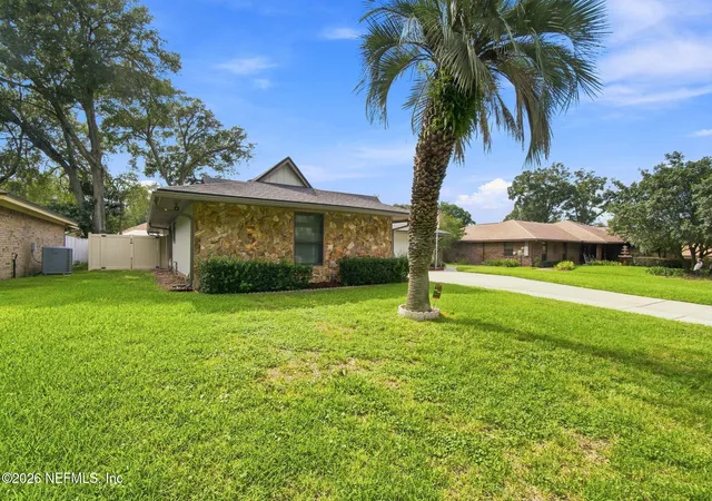 Photo 3 of Single family home for sale at 2150 Broad Water Dr, Jacksonville, FL 32225 | MLS# 2152732 | Listing updated on 2026-09-17