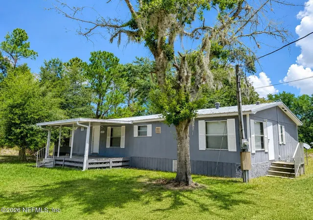 Photo 1 of Single family home for sale at 392 Bardin Rd, Palatka, FL 32177 | MLS# 2152944 | Listing updated on 2026-08-11