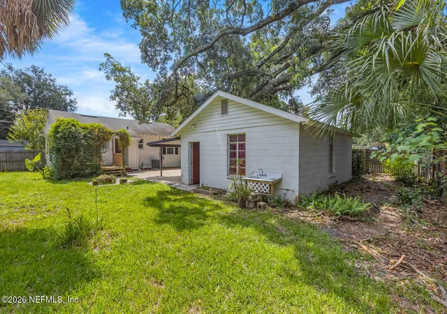 Photo 3 of Single family home for sale at 2854 Stanwood Ave, Jacksonville, FL 32207 | MLS# 2152648 | Listing updated on 2026-10-08