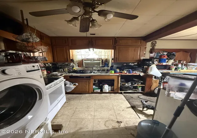 Homes for sale in Crescent City, FL | 306 Eucalyptus Ave, Crescent City, FL 32112 | MLS# 2153042