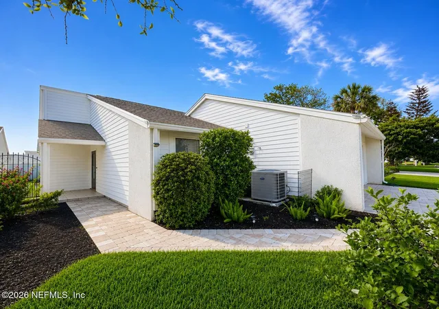 Photo 1 of Single family home for sale at 2451 Lorraine Ct S, Ponte Vedra Beach, FL 32082 | MLS# 2152698 | Listing updated on 2026-08-23