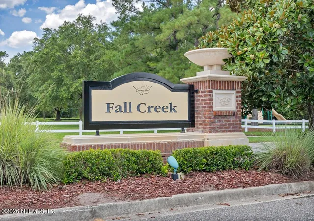 Photo 2 of Single family home for sale at 2008 Stable Gate Ln, Orange Park, FL 32065 | MLS# 2152759 | Listing updated on 2026-08-31