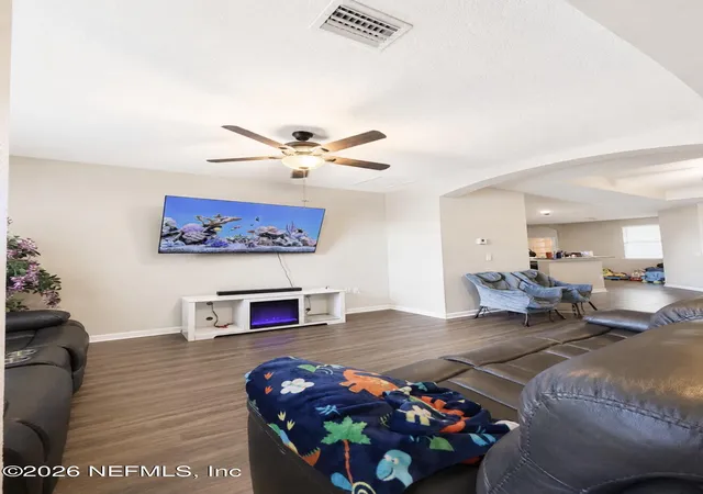 Homes for sale in Green Cove Springs, FL | 3153 Holly Green Loop, Green Cove Springs, FL 32043 | MLS# 2154620