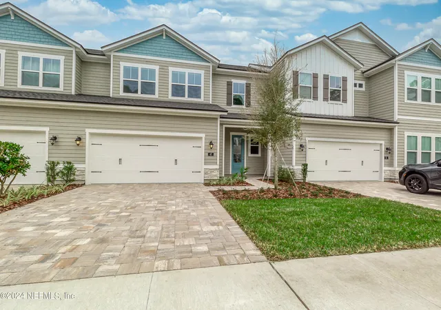 Photo 3 of Sale Pending at 47 Sugar Magnolia Dr, Ponte Vedra, FL 32081 | MLS# 2152828 | Listing updated on 2026-09-13