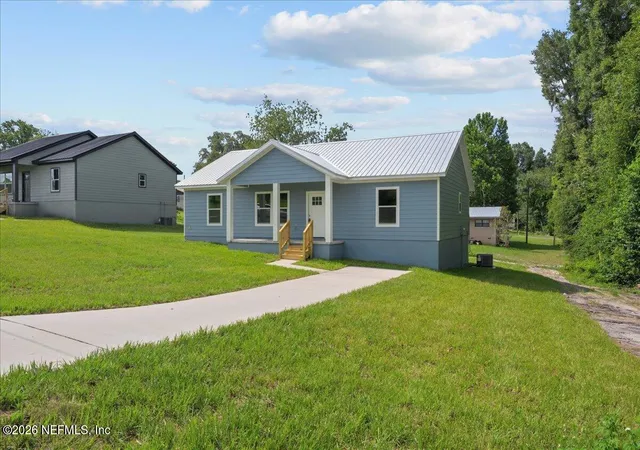 3rd image of 6293 1St Ave, Keystone Heights, FL 32656 | MLS# 2152930