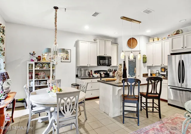 Photo 3 of Single family home for sale at 877 Battersea Dr, St. Augustine, FL 32095 | MLS# 2153176 | Listing updated on 2026-09-13