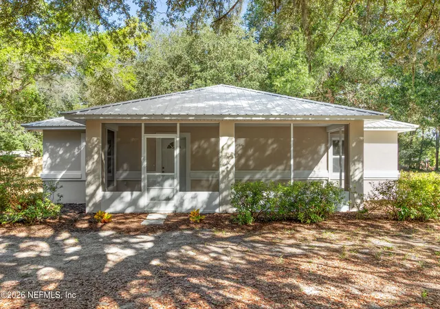 2nd image of 139 Lake St, Pomona Park, FL 32181 | MLS# 2154057