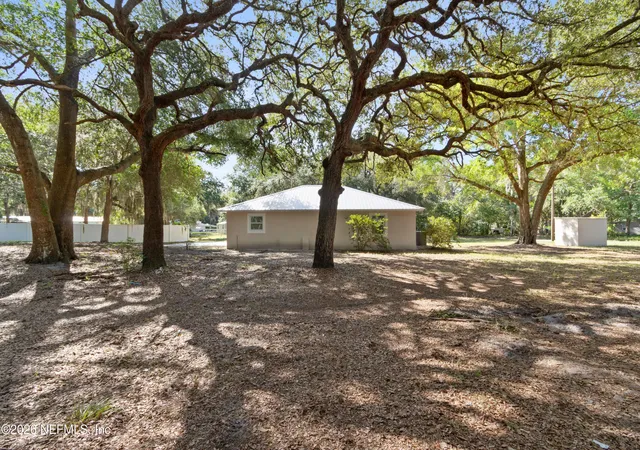 3rd image of 139 Lake St, Pomona Park, FL 32181 | MLS# 2154057