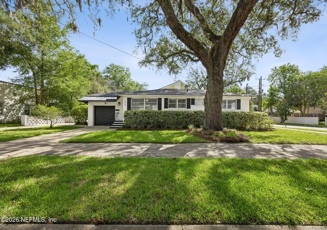Photo 3 of Single family home for sale at 1655 Challen Ave, Jacksonville, FL 32205 | MLS# 2152904 | Listing updated on 2026-09-10