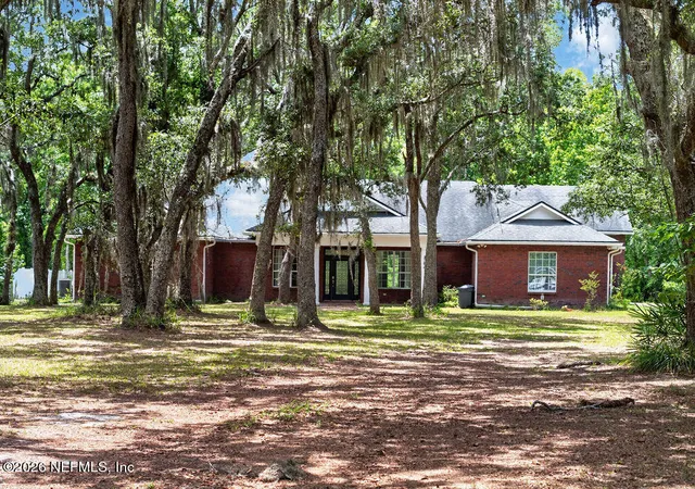Photo 1 of Single family home for sale at 241 Pioneer Trl, Green Cove Springs, FL 32043 | MLS# 2153528 | Listing updated on 2026-07-19