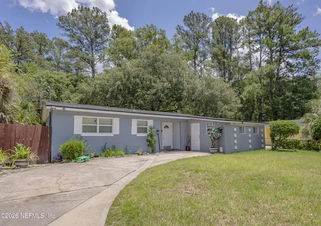 Photo 1 of Sale Pending at 2337 Betsy Dr, Jacksonville, FL 32210 | MLS# 2152916 | Listing updated on 2026-08-18