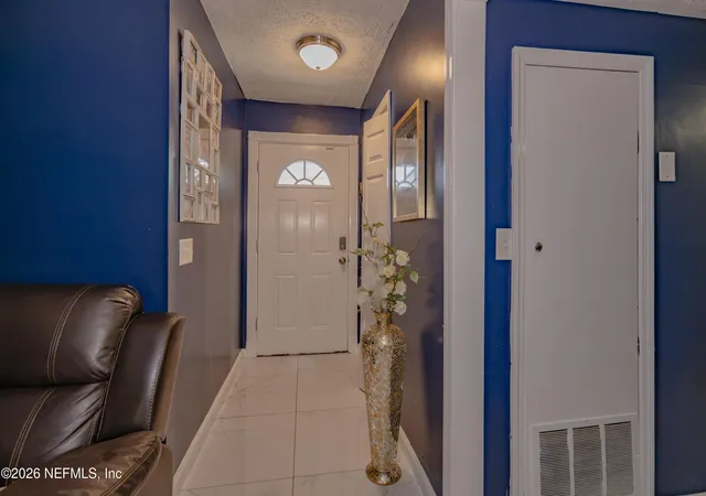 Photo 3 of Sale Pending at 2337 Betsy Dr, Jacksonville, FL 32210 | MLS# 2152916 | Listing updated on 2026-08-18