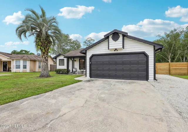 Homes for sale in Middleburg, FL | 1836 Killarn Cir, Middleburg, FL 32068 | MLS# 2153427