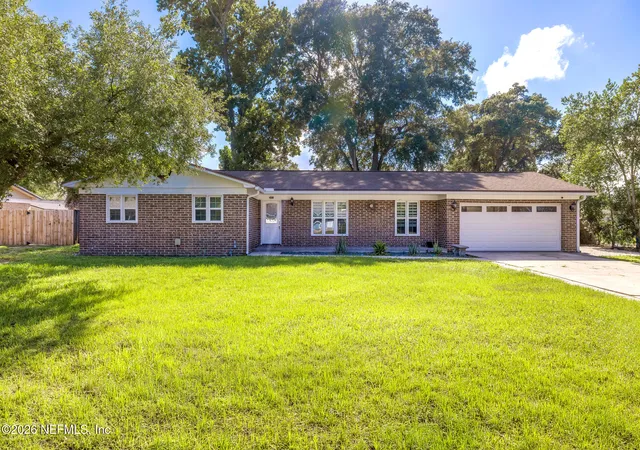 Photo 1 of Single family home for sale at 3441 Red Oak Cir E, Orange Park, FL 32073 | MLS# 2154142 | Listing updated on 2026-08-20