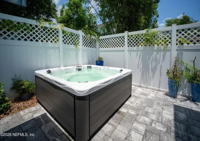 47th image of 1718 S Beach Pkwy, Jacksonville Beach, FL 32250 | MLS# 2153109