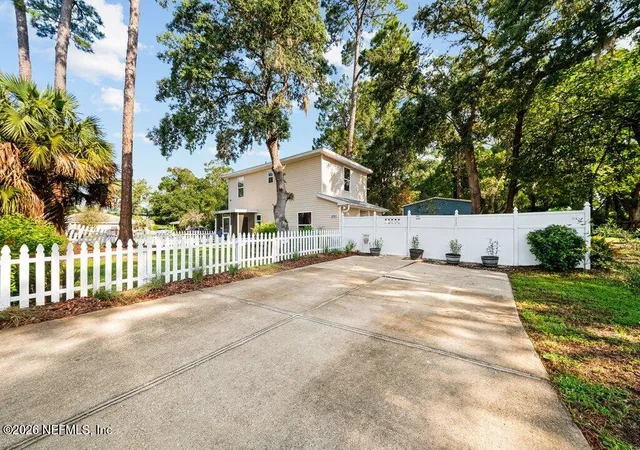 30th image of 1845 Forsyth Ct, Atlantic Beach, FL 32233 | MLS# 2153333