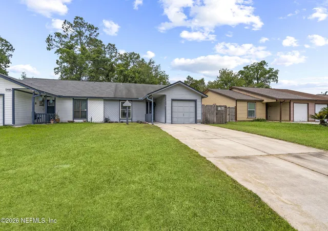 Homes for sale in Orange Park, FL | 1344 Bay Hill Blvd #B, Orange Park, FL 32065 | MLS# 2154252