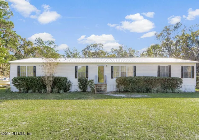 Homes for sale in Palatka, FL | 116 Earl Ave, Palatka, FL 32177 | MLS# 2153161