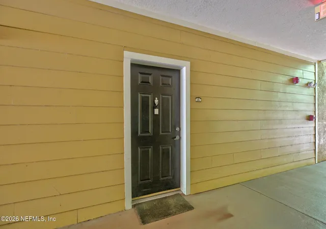 Photo 3 of Condo for sale at 8539 Gate Pkwy W #616, Jacksonville, FL 32216 | MLS# 2154123 | Listing updated on 2026-08-04