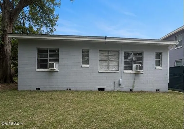 Listing Photo 4 - Condo for sale in building located at 1645 W 17th St, Jacksonville, FL 32209