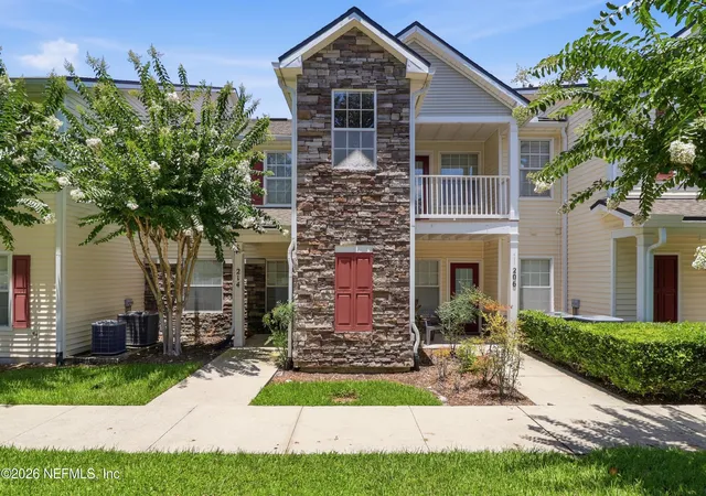Homes for sale in Fleming Island, FL | 2200 Marsh Hawk Ln #214, Fleming Island, FL 32003 | MLS# 2153464