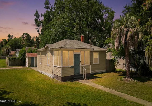 Photo 1 of Single family home for sale at 402 W 63rd Street, Jacksonville, FL 32208 | MLS# 2153374 | Listing updated on 2026-09-16