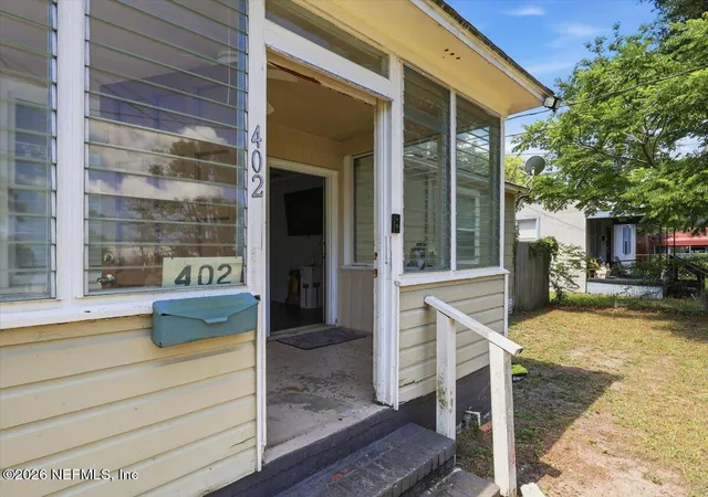 Photo 2 of Single family home for sale at 402 W 63rd Street, Jacksonville, FL 32208 | MLS# 2153374 | Listing updated on 2026-09-16