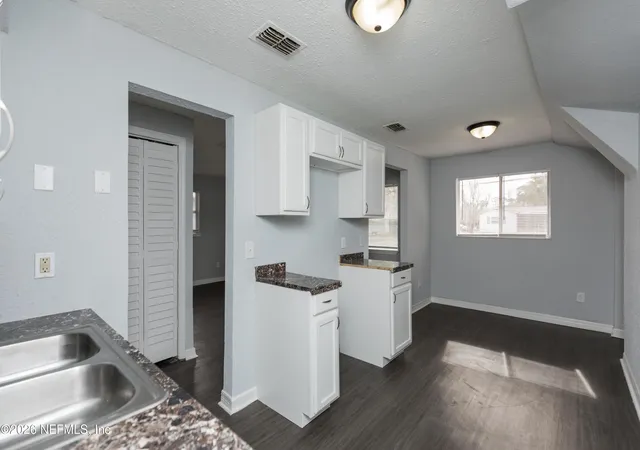 5th image of 2661 W 25Th St, Jacksonville, FL 32209 | MLS# 2153582