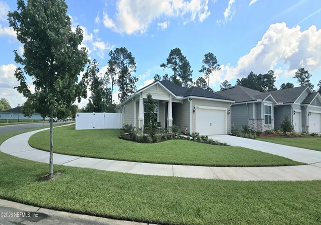 Photo 3 of Single family home for sale at 2453 Bradley Park Dr, Green Cove Springs, FL 32043 | MLS# 2153372 | Listing updated on 2026-09-24