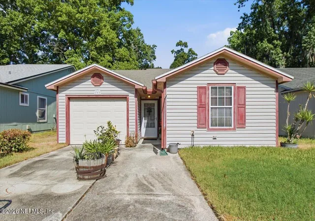 Photo 1 of Single family home for sale at 258 Aquarius Cir W, Jacksonville, FL 32216 | MLS# 2154765 | Listing updated on 2026-08-29