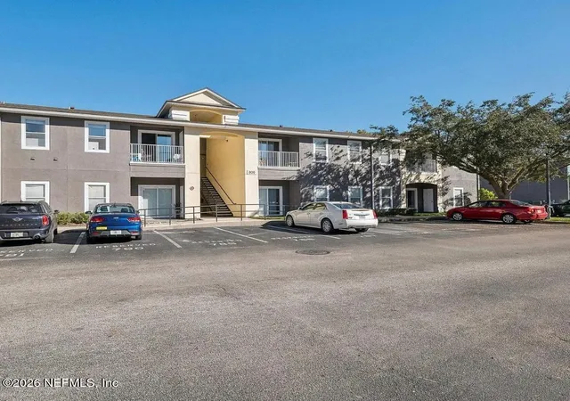 Homes for sale in Jacksonville, FL | 7920 Merrill Rd Rd, Jacksonville, FL 34957