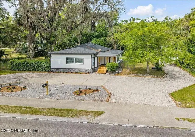 Homes for sale in New Smyrna Beach, FL | 1956 Pioneer Trl, New Smyrna Beach, FL 32168 | MLS# 2153920