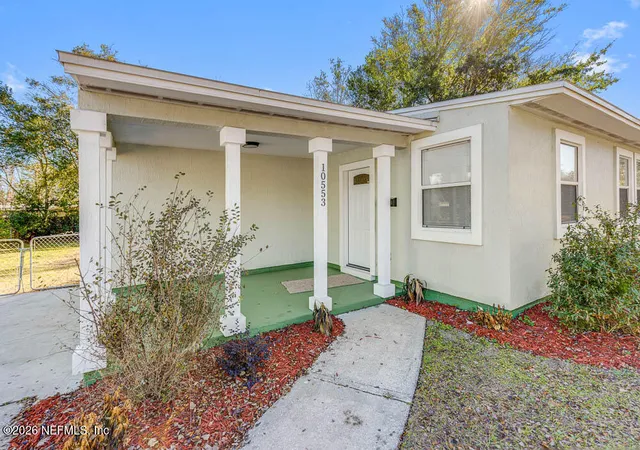 3rd image of 10553 Citrus Ln, Jacksonville, FL 32218 | MLS# 2153525