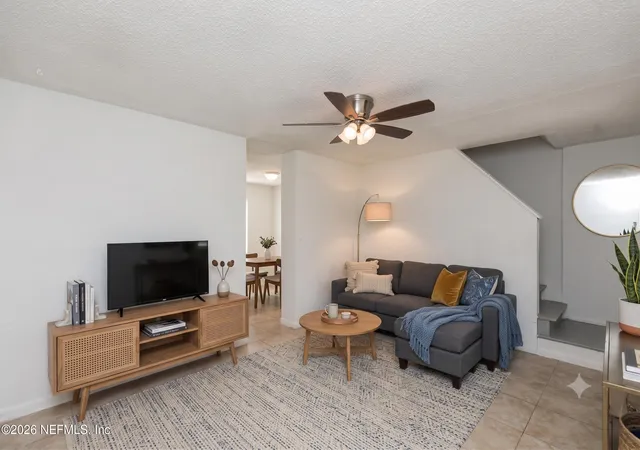 Photo 3 of Townhouse for sale at 7235 Ken Knight Dr, Jacksonville, FL 32209 | MLS# 2153595 | Listing updated on 2026-08-26