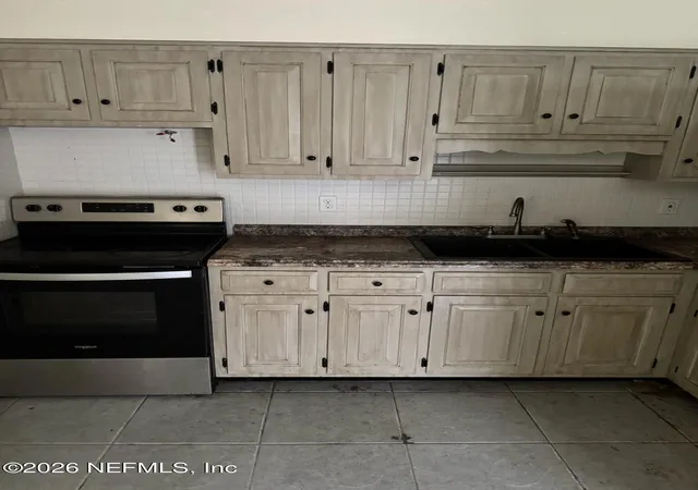Photo 4 of Single family home for sale at 107 Woodlawn Rd, Satsuma, FL 32189 | MLS# 2153786 | Listing updated on 2026-08-04