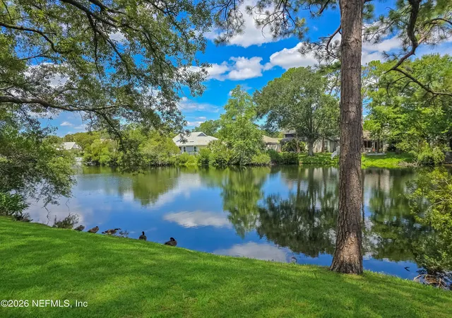 Homes for sale in Jacksonville, FL | 8715 Belle Rive Boulevard, Jacksonville, FL 32256 | Houzeo
