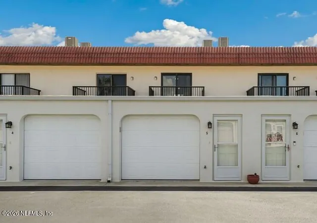 2nd image of 11 Dondanville Rd #5, St. Augustine, FL 32080 | MLS# 2153751