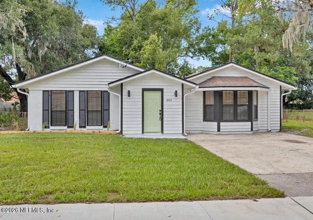 Photo 1 of Single family home for sale at 6015 Royal Ests Pl, Jacksonville, FL 32277 | MLS# 2153645 | Listing updated on 2026-09-19