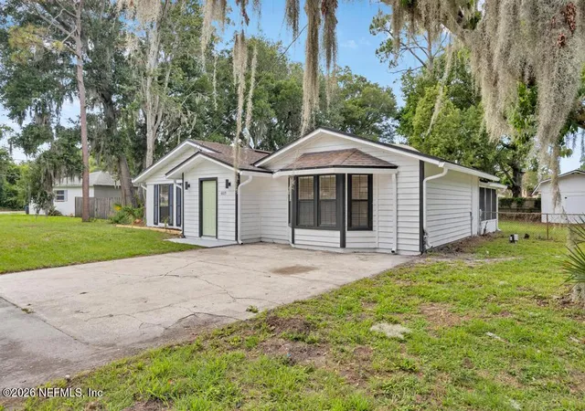 Photo 3 of Single family home for sale at 6015 Royal Ests Pl, Jacksonville, FL 32277 | MLS# 2153645 | Listing updated on 2026-09-19