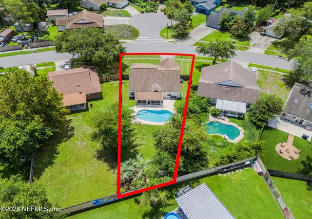 Photo 2 of Sale Pending at 7260 Eagles Perch Dr, Jacksonville, FL 32244 | MLS# 2153671 | Listing updated on 2026-09-25