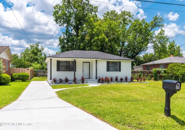 Photo 3 of Single family home for sale at 5340 Redrac St, Jacksonville, FL 32205 | MLS# 2153659 | Listing updated on 2026-10-08