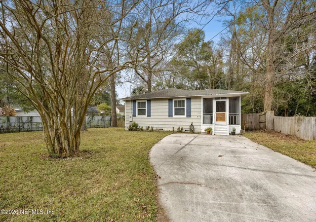 Photo 2 of Single family home for sale at 2846 Cherokee Cir W, Jacksonville, FL 32205 | MLS# 2153673 | Listing updated on 2026-08-27