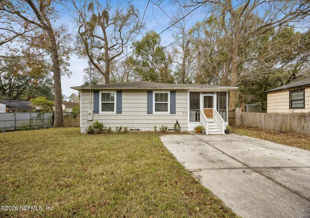 Photo 3 of Single family home for sale at 2846 Cherokee Cir W, Jacksonville, FL 32205 | MLS# 2153673 | Listing updated on 2026-08-27