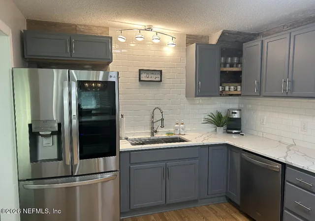 Homes for sale in Green Cove Springs, FL | 204 Bayard St, Green Cove Springs, FL 32043 | MLS# 2154335