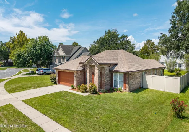Photo 2 of Single family home for sale at 10346 Triple Crown Ave, Jacksonville, FL 32257 | MLS# 2154267 | Listing updated on 2026-09-18