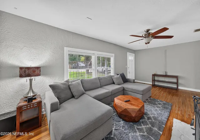 Photo 3 of Single family home for sale at 2735 Parental Home Rd, Jacksonville, FL 32216 | MLS# 2153740 | Listing updated on 2026-09-10