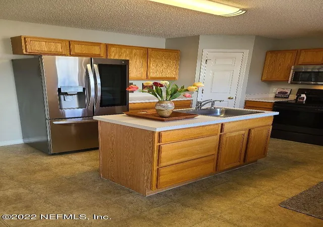 Photo 2 of Single family home for sale at 5547 Ashleigh Park Dr, Jacksonville, FL 32244 | MLS# 2153729 | Listing updated on 2026-09-17