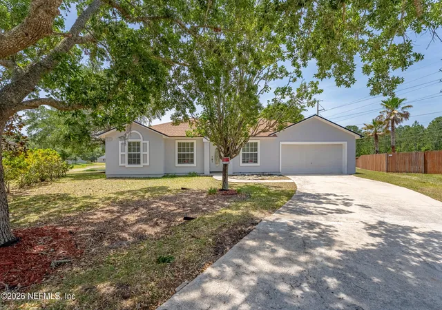 Photo 3 of Sale Pending at 6878 Wall Springs Dr, Jacksonville, FL 32222 | MLS# 2153833 | Listing updated on 2026-08-29