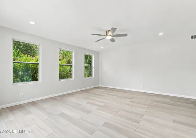 Photo 3 of Single family home for sale at 930 Middleton Rd, Jacksonville, FL 32211 | MLS# 2155369 | Listing updated on 2026-09-10
